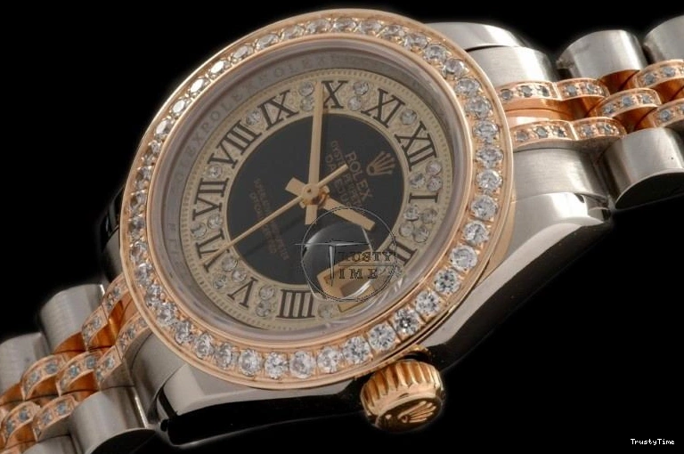 0402 RDJLD0050 – DJ Ladies Trendy 775